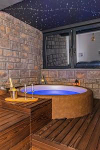 Fotografia z galérie ubytovania Jacuzzi - Flexible SelfCheckIns 20 - Zagreb - Luxury - Garage - Smart - Brand New - Apartments Repinc v Záhrebe