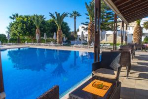 Bazén v ubytování Abella Hotel nebo v jeho okolí + 37 fotografií