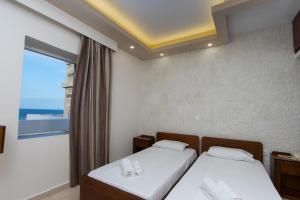 Foto dalla galleria di Abella Hotel ad Agia Marina Nea Kydonias