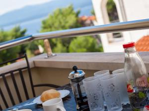 Balkón nebo terasa v ubytování Apartment Ella Sea View