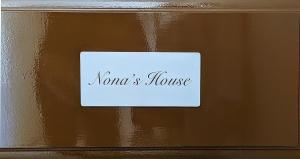 Certifikát, ocenenie alebo iný dokument vystavený v ubytovaní Nona's House