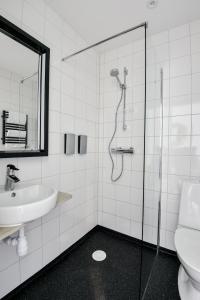 Koupelna v ubytování Hotell Kneippbyn Resort Visby + 15 fotografií