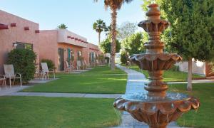 Zahrada ubytování GetAways at Havasu Dunes Resort