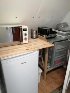 Küche/Küchenzeile in der Unterkunft Ferienhütte kleine Dachgeschosswohnung