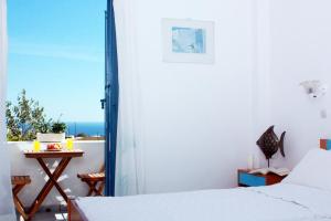 Gallery image of Hotel Kalma in Mesaria