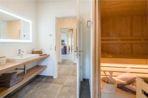 Koupelna v ubytování Heidjers Hus Undeloh + 32 fotografií