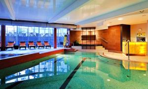 Bazén v ubytování Apartament Holiday nebo v jeho okolí