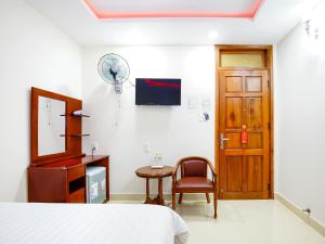 TV a/nebo společenská místnost v ubytování Dalat Venus Hotel + 26 fotografií