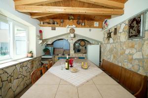 Restaurace v ubytování Apartmani Križanović