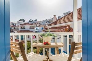 Galería fotográfica de Myrtia House Skopelos en Skopelos Town