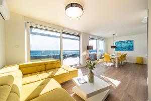 Gallery image of Mediteran luxury penthouse with jacuzzi in Mandre