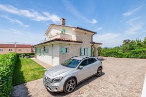 Budova, v ktorej sa vila nachádza