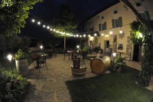 Taman di luar Agriturismo Sol De Montalto