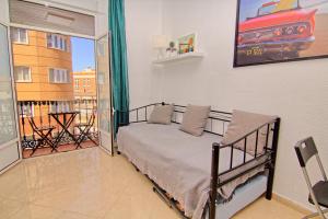 Postel nebo postele na pokoji v ubytování Balcony & Room Malaga centro