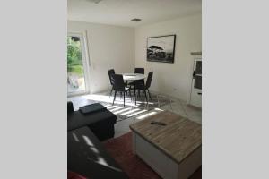 Posezení v ubytování Ferienwohnung Schwarzwaldrand