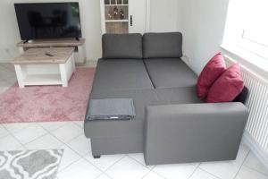 TV a/nebo společenská místnost v ubytování Ferienwohnung Schwarzwaldrand