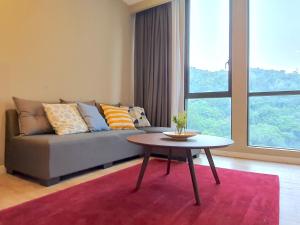 Posezení v ubytování Empire Damansara Hotel Suites by Beestay