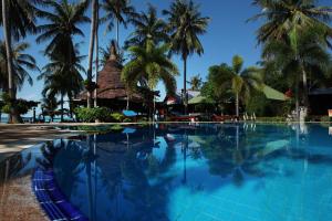 Gallery image of Dewshore Resort in Baan Tai