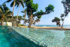 Foto da galeria de Naomi Beach Resort - Adults only em Weligama