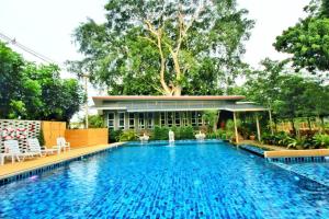Bazén v ubytování Ozone Hotel Khao Yai nebo v jeho okolí