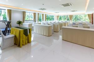 Posezení v ubytování Ozone Hotel Khao Yai