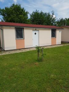 Budova, kde se aparthotel nachází