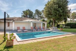 Bazén v ubytování Vaumera nebo v jeho okolí