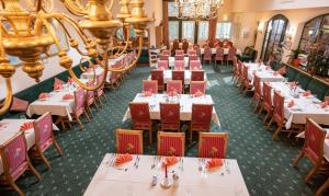 Restauracja lub miejsce do jedzenia w obiekcie Hotel Sonnschein