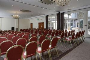 Gallery image of Best Western Ship Hotel in Weybridge