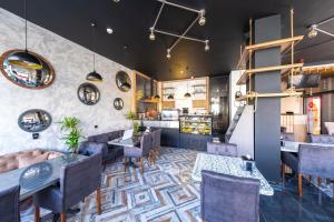 Posezení v ubytování RUSH HOTEL İSTANBUL