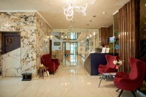 Posezení v ubytování Stavros Hotel + 37 fotografií