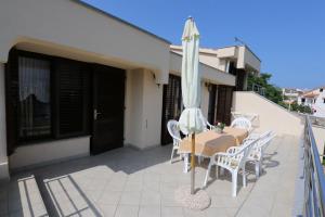 Balkon lub taras w obiekcie Apartment Drpic I