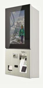 uma máquina com uma foto de uma pessoa nela em Guesthouse Lochergut em Zurique