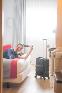 Część wypoczynkowa w obiekcie Holiday Inn Express Alcobendas by IHG