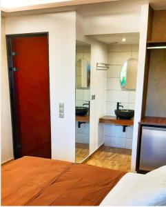 Postel nebo postele na pokoji v ubytování Villa Park Luxury Rooms