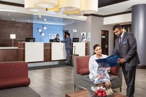 Tetamu yang menginap di Holiday Inn Express Edmonton Downtown, an IHG Hotel