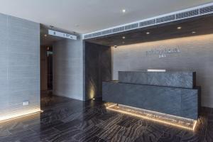 Ashley Hotel BKK 내부 또는 인근 수영장