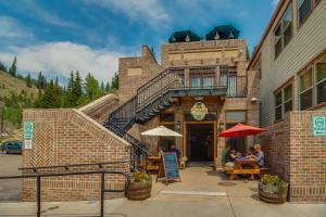 Gallery image of The Green Bridge Inn in Red Cliff