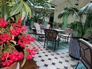 Vonkajšia záhrada v ubytovaní Hotel Peninsular