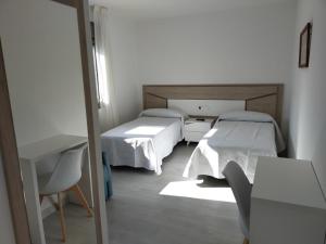 Gallery image of A Postiña in Areas +82 photos
