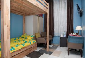 Cama o camas de una habitación en Club246 Paris Saint Martin