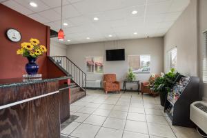 a lobby of a hospital with a waiting room at Americas Best Value Inn Tulsa I-44 in Tulsa