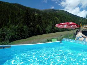Bassein majutusasutuses Bed & Breakfast Dolomiti Bey Haus Pinter või selle lähedal