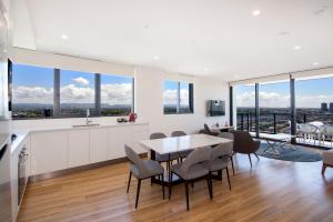 Foto Gold Coastis asuva majutusasutuse Ruby Gold Coast by CLLIX galeriist