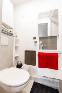 Bilik mandi di Studio a Paris et désinfection rigoureux du logis