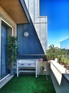 Ein Balkon oder eine Terrasse in der Unterkunft Great Apartment Belavista