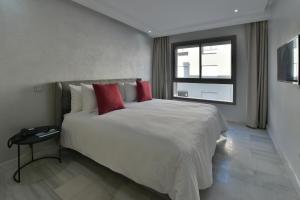 Gallery image of Le Yacht Suites Hotel in Casablanca