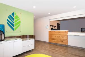 Φωτογραφία από το άλμπουμ του WoodSpring Suites Carol Stream - Chicago σε Carol Stream