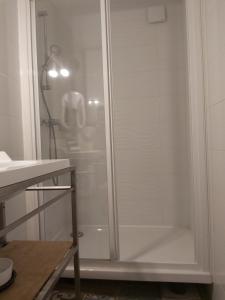 Afbeelding uit fotogalerij van CHALET 15 minutes de PARIS in Deuil-la-Barre