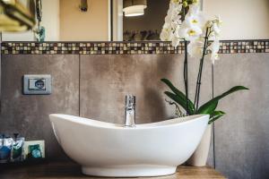 Bagno di Hotel Ristorante Ala d'Oro